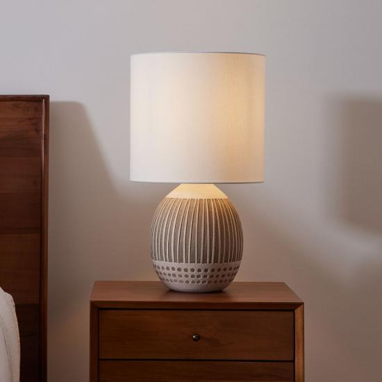 Mojave White & Sand Ceramic Table Lamp (21.5)